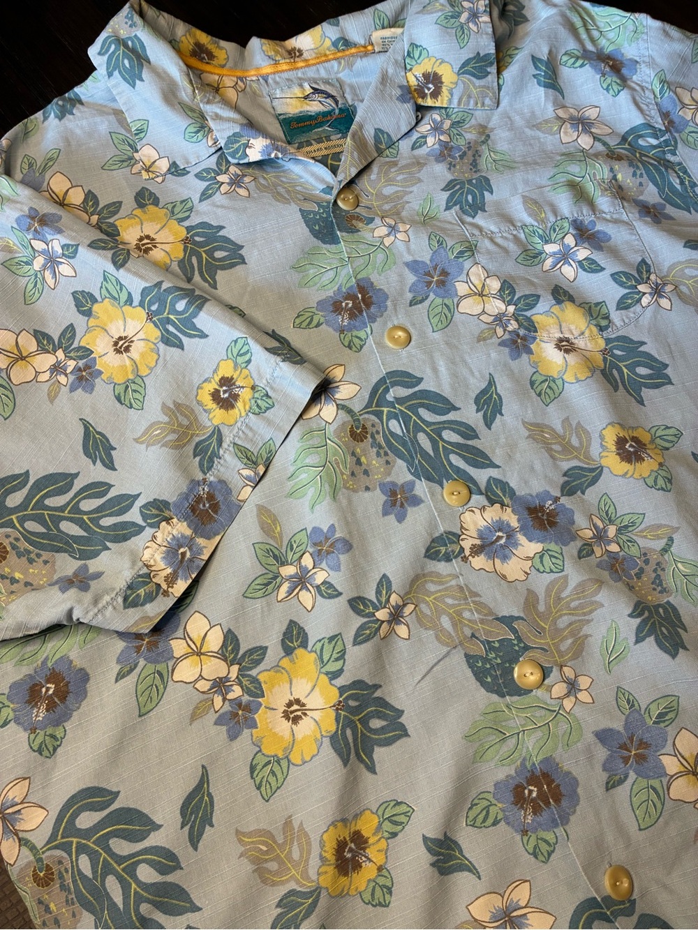Vintage Tommy Bahama Light Blue Hawaiian shirt, XL 90% silk